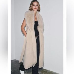 Zara Beige Belted Coat with Faux Fur Collar